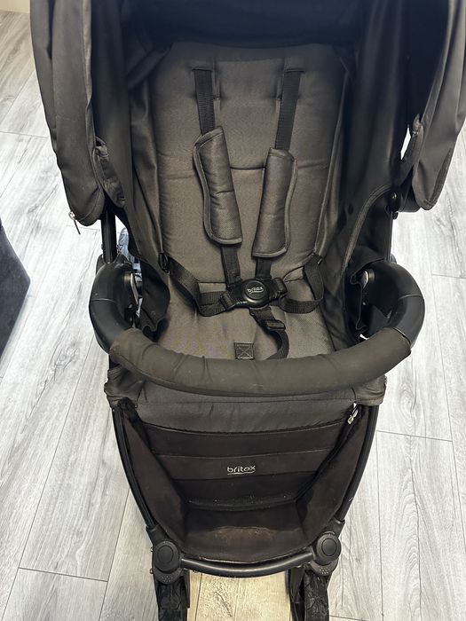 Прогулянкова коляска britax b-motion