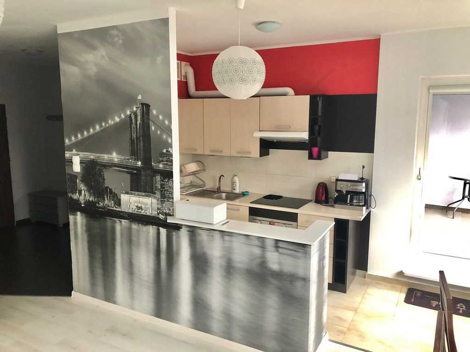 2 pok. 57m2, balkon, winda, 1 piętro. Gumieńce - 2700 zł