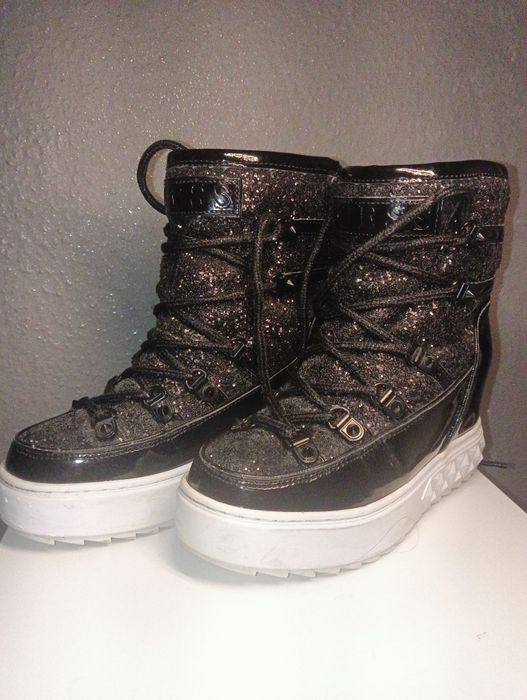 GUESS śniegowce damskie czarne brokatowe