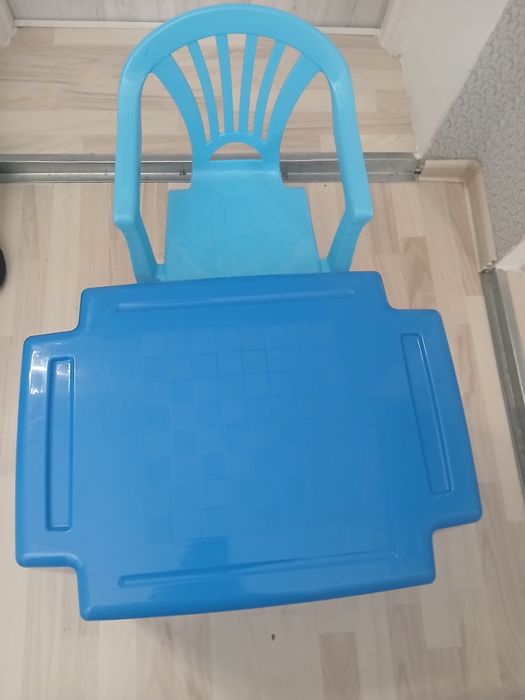 Stolik i krzesełko dziecięce