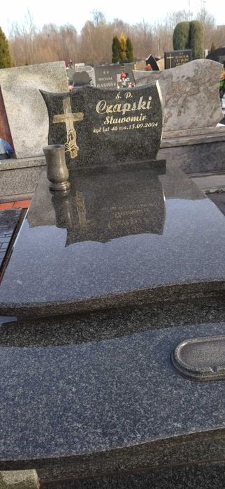 Używany pomnik / nagrobek