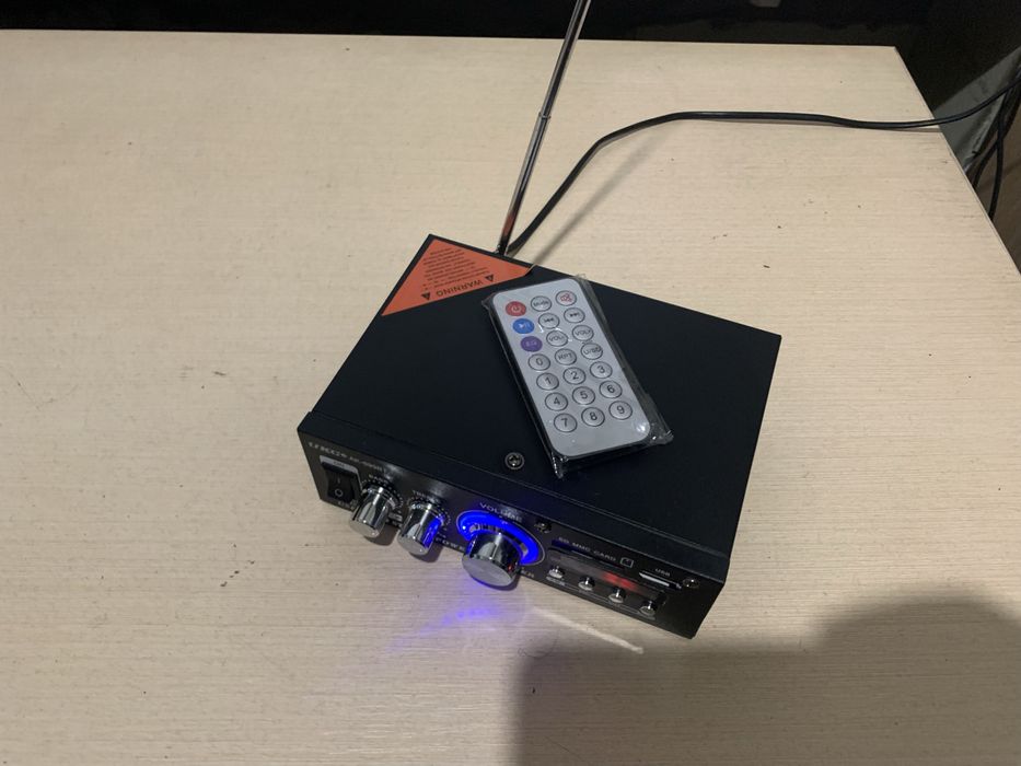 Продам усилитель UKC AK-699BT Bluetooth / USB / FM