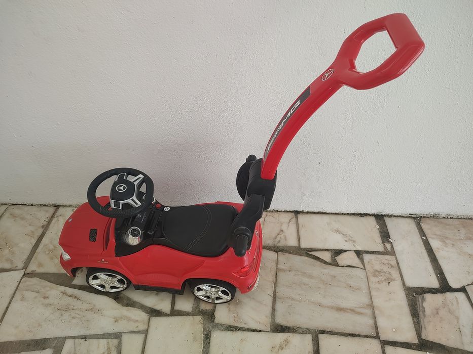 Carrinho Mercedes AMG GL 63 para crianças