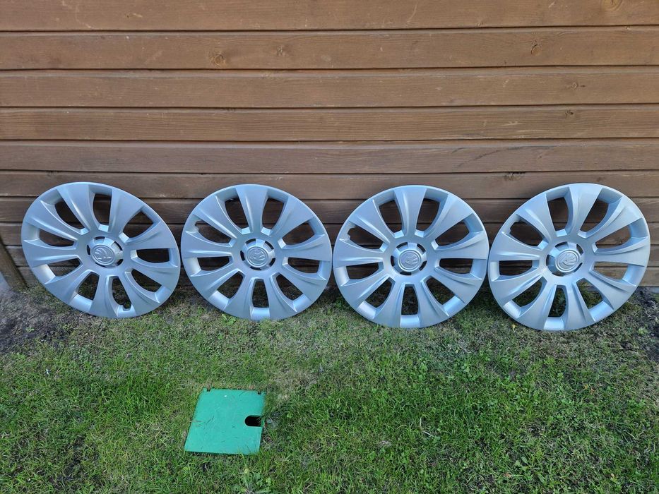 Oryginalne kołpaki 17 SKODA