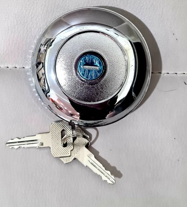 Крышка Бензобака на бензобак Волга ГАЗ 2110,31029,3110,2410 С ключом ...