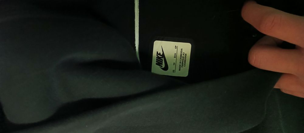 зіпка найк теч фліс