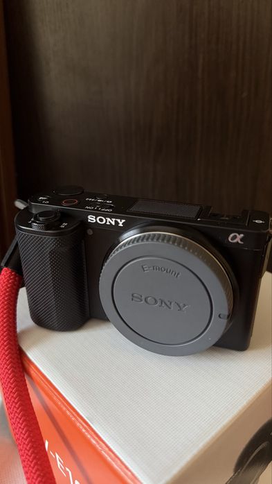 Камера Sony ZV-E10 Body стан - ідеальна, як нова