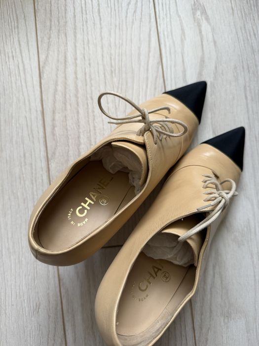 Взуття Chanel Gucci