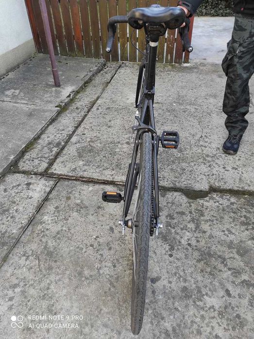 Rower szosowy, ostre koło