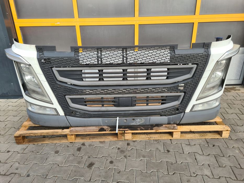 Kompletny przód Lampa Atrapa Grill Belka Zderzak Volvo FH 4 Euro 6