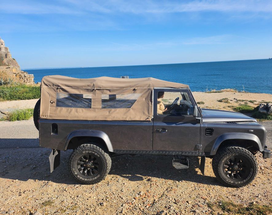 Land Rover Defender fantástico