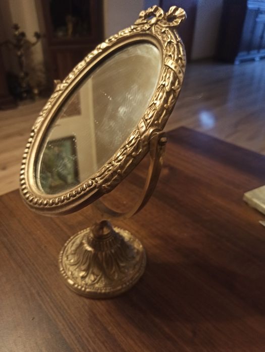 Lusterko z mosiądzu