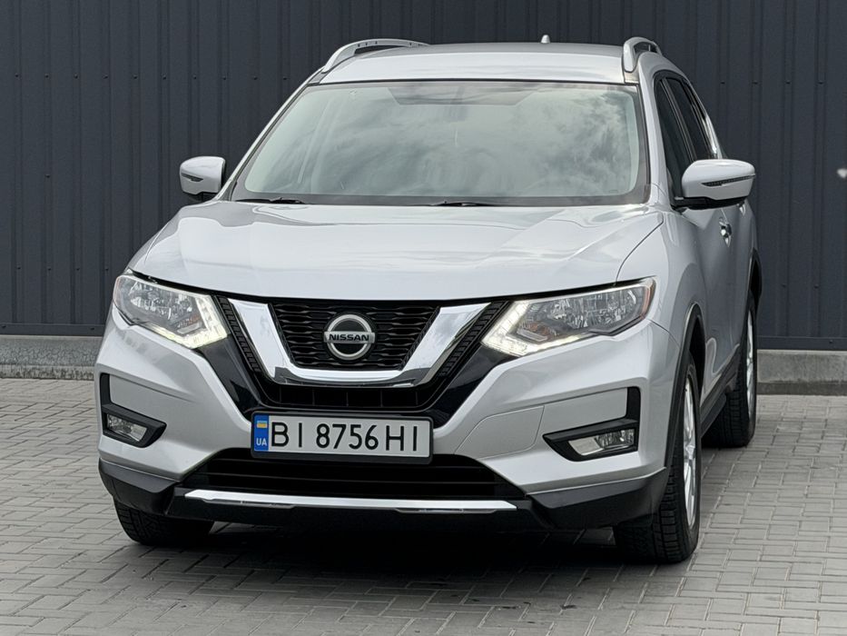 Nissan Rogue SV 2017 рік
