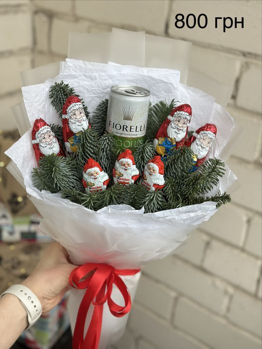 Новорічний подарунок різдвяний з Кіндер Рафаелло