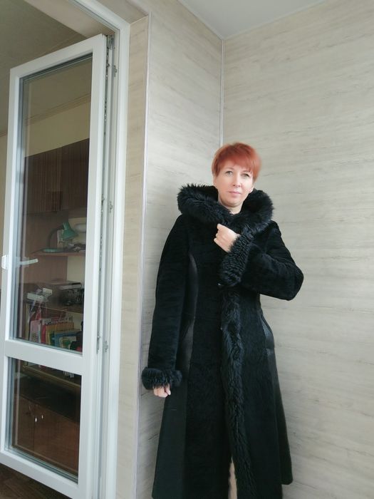 Продам  довгу дублянку