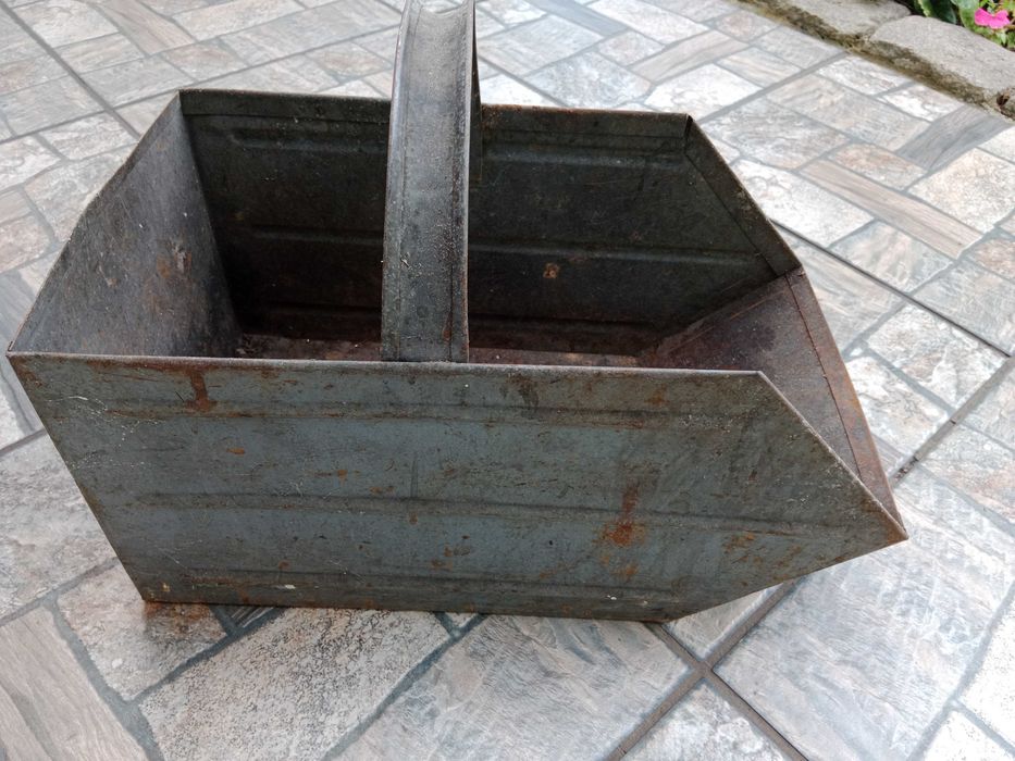 Stara węglarka do węgla