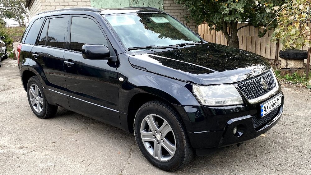 Suzuki grand vitara 2.0 газ/бенз. автомат. полный привод.