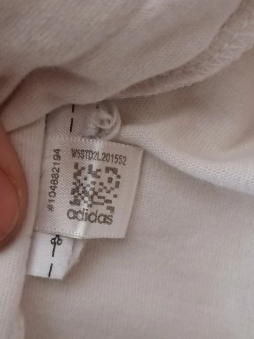 Rara t-shirt Adidas Originals série Adibottom