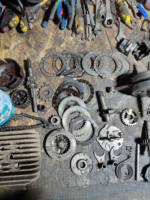 Запчастини до мотоцикла Мінськ