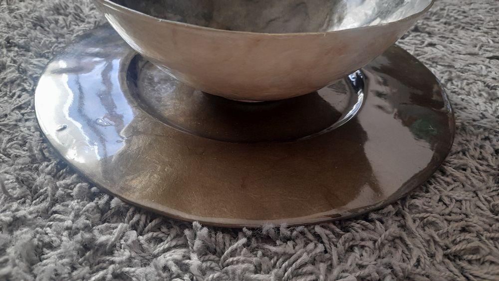 Conjuntos de Prato e Taça em Casquinha.