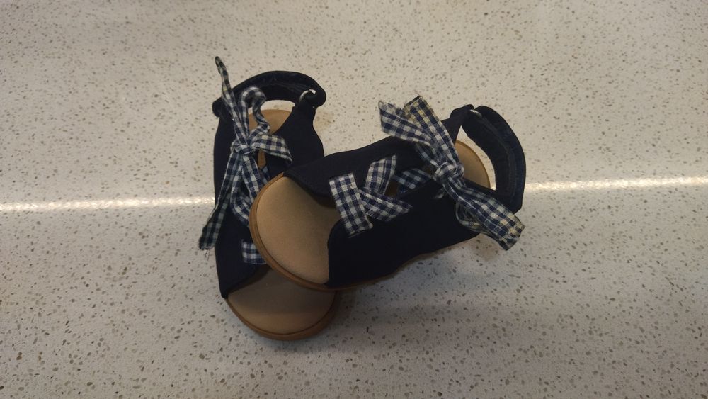 Calçado criança tam. 20 - menina