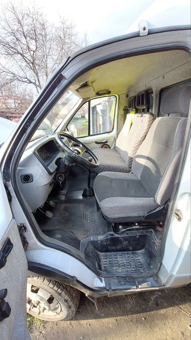 Домашнюю ГАЗ 3302 Газель