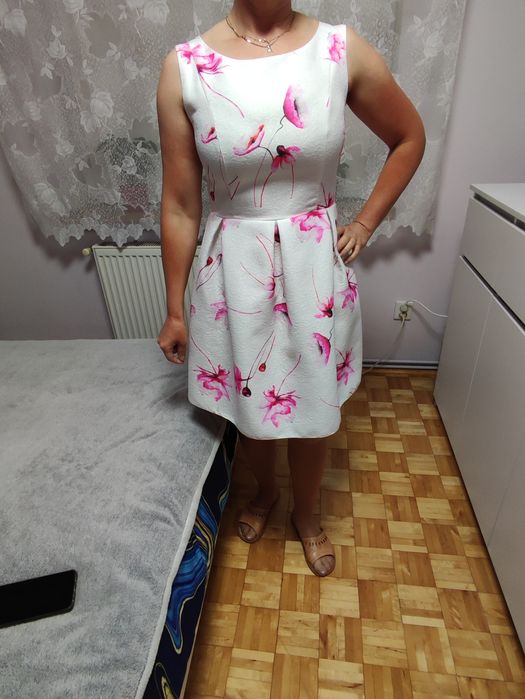 Przepiękna sukienka rozm 38