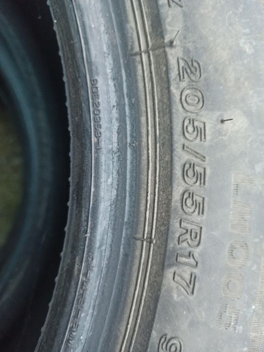 Зимова резина ( комплект) Бріджстоун. Розмір 205/55 R 17