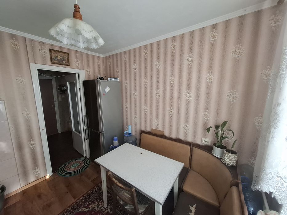 Продам 3х кімнатну квартиру на 5 Зарічному, Бродвей велика кухня 9 м