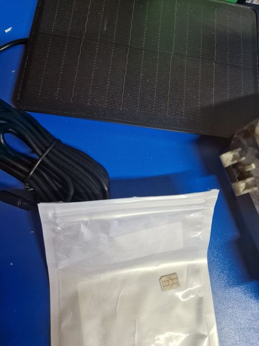 câmara de caça 4G com painel solar (comumente designada como 4G Solar Trail Camera)