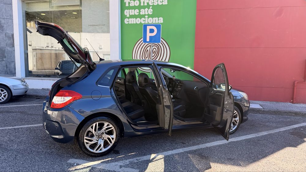 Citroën C4 — fotografia 11