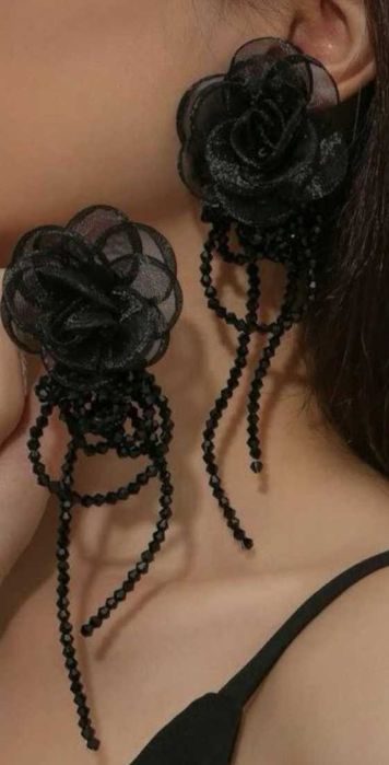 Piękne NOWE czarne długie kolczyki eleganckie kwiatek koraliki Glamour