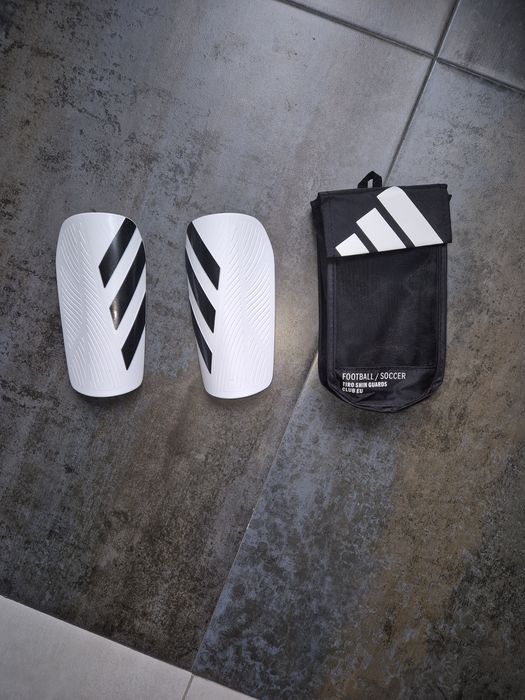 Ochraniacze Piłkarskie adidas