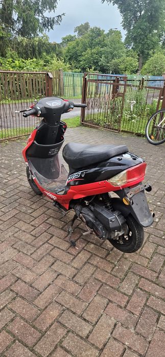Skuter zipp 50 4t