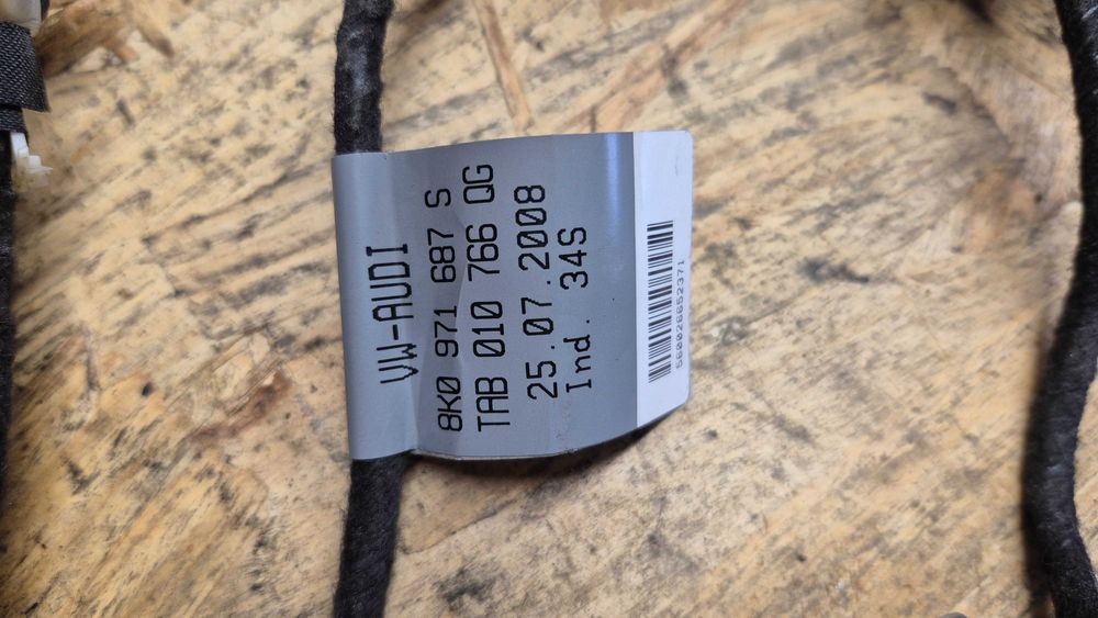 AUDI A4 B8 (8K)-Cablagem Porta traseira esquerda completa 8K0,971687S