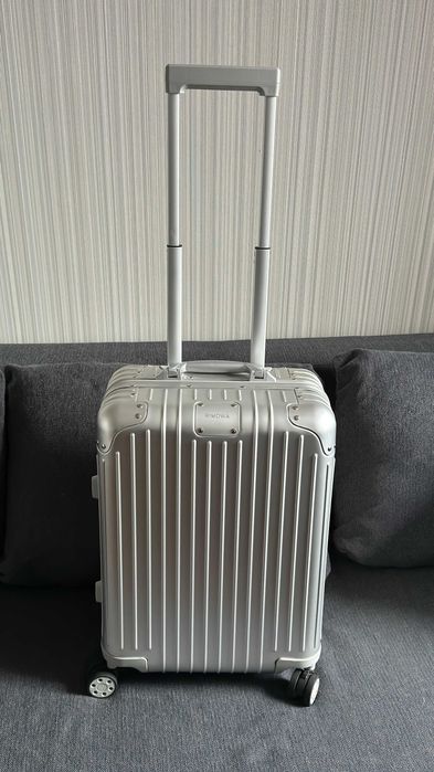 Walizka kabinowa Rimowa
