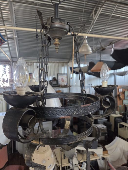 Candeeiro rustico de tecto