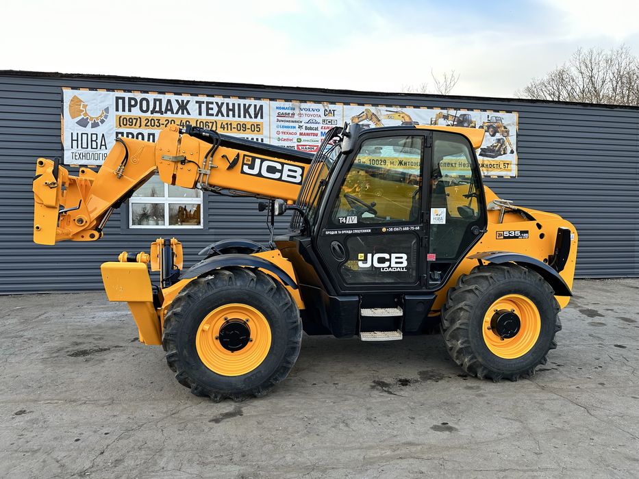 Телескопічний навантажувач JCB