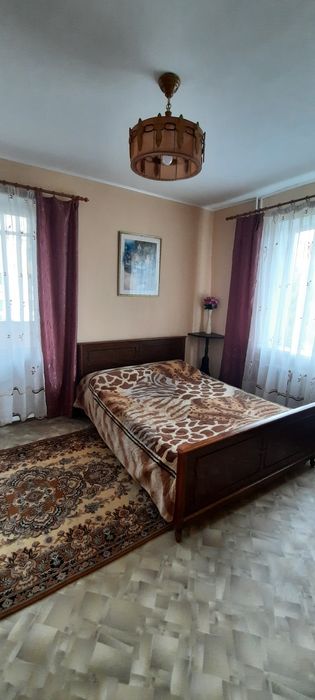 Посуточно, 1-комн. квартира  Тополь (ЭПИЦЕНТР)
