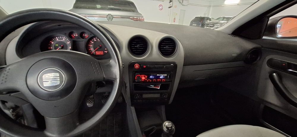 Seat Ibiza 1.2 gasolina 16v