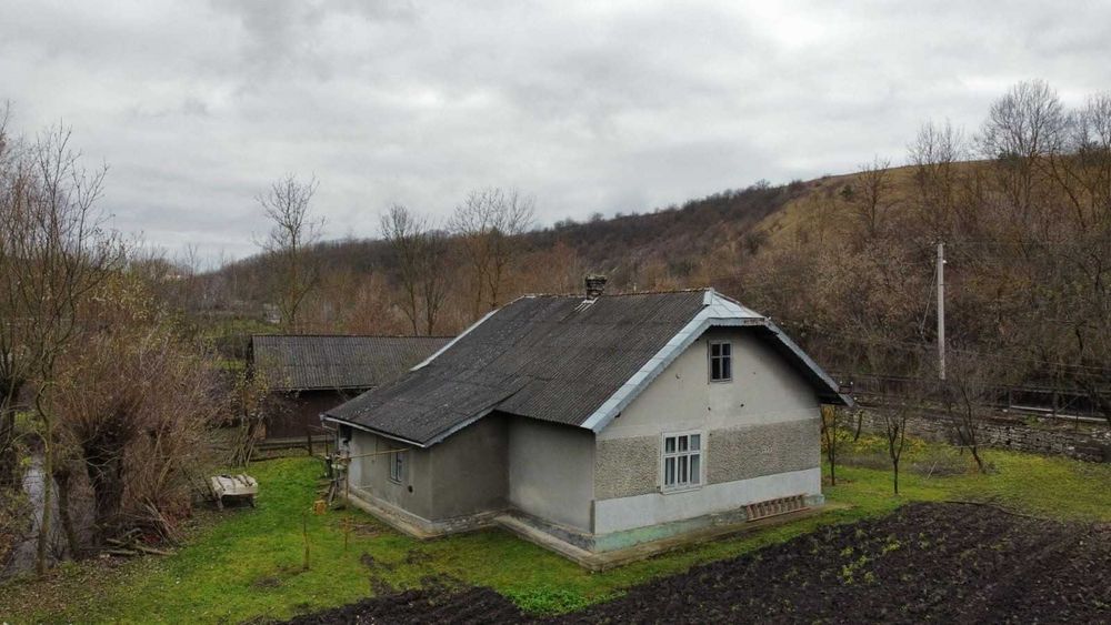 Продаж будинку 89м2, діл 20 сот, газ,світло,річка,гори,гараж,Гарасимів