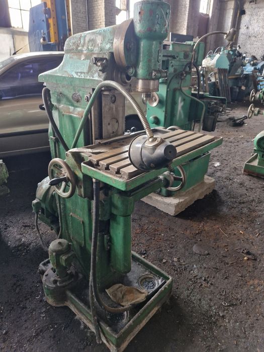 6В75 фрезерный станок