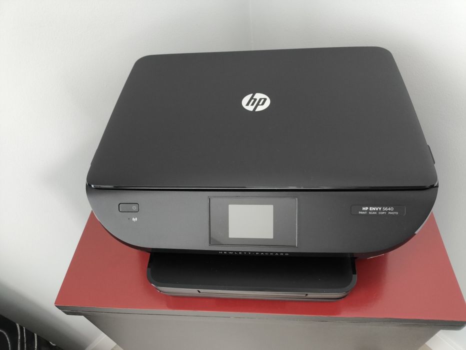 Impressora HP ENVY 5640 Wi-Fi + Tinteiros Novos Incluídos