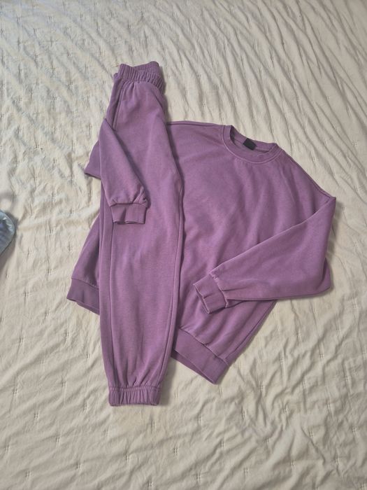 Dres dziewczęcy 4F rozm.134/140