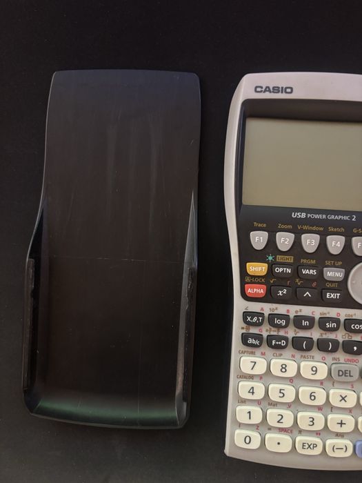 Casio - Calculadora Gráfica FX-9860GII