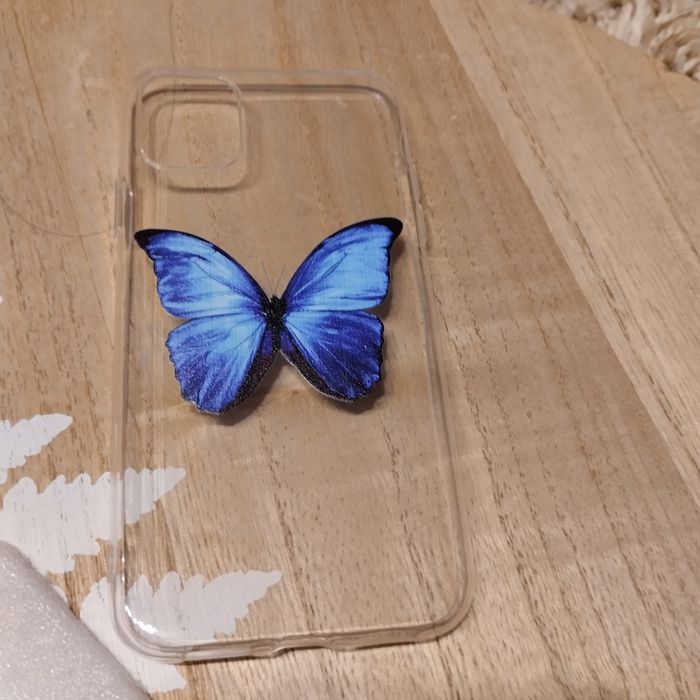 Etui na telefon iPhone 11 nowy