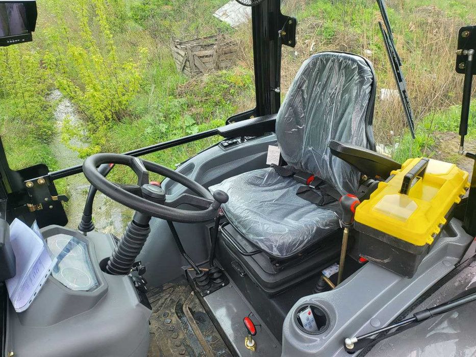 Мінітрактор Скаут TE-504C A/C: 50 к.с., Преміум-Комфорт (Кондиціонер)