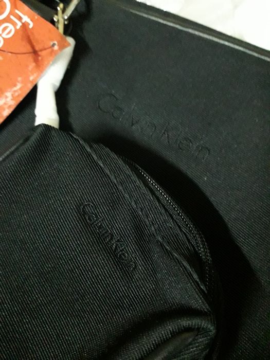 Bolsa original Calvin Klein + mini bolsa  Nova (Ler anuncio)