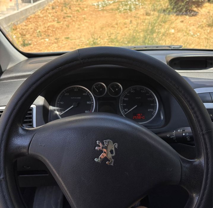 Peugeot 307  1.6hdi  2005 (reservado)