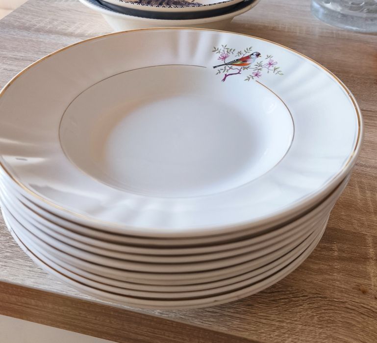 Pratos da extinta fábrica Sacavém